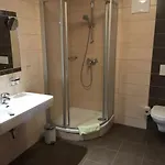 民宿 瑞丁民宿 *